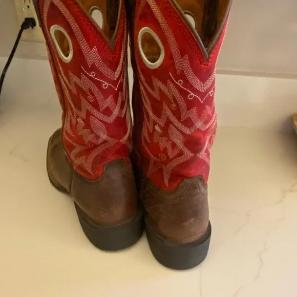 Justin Boots Red and Brown Western Boots - Picture 3 of 9